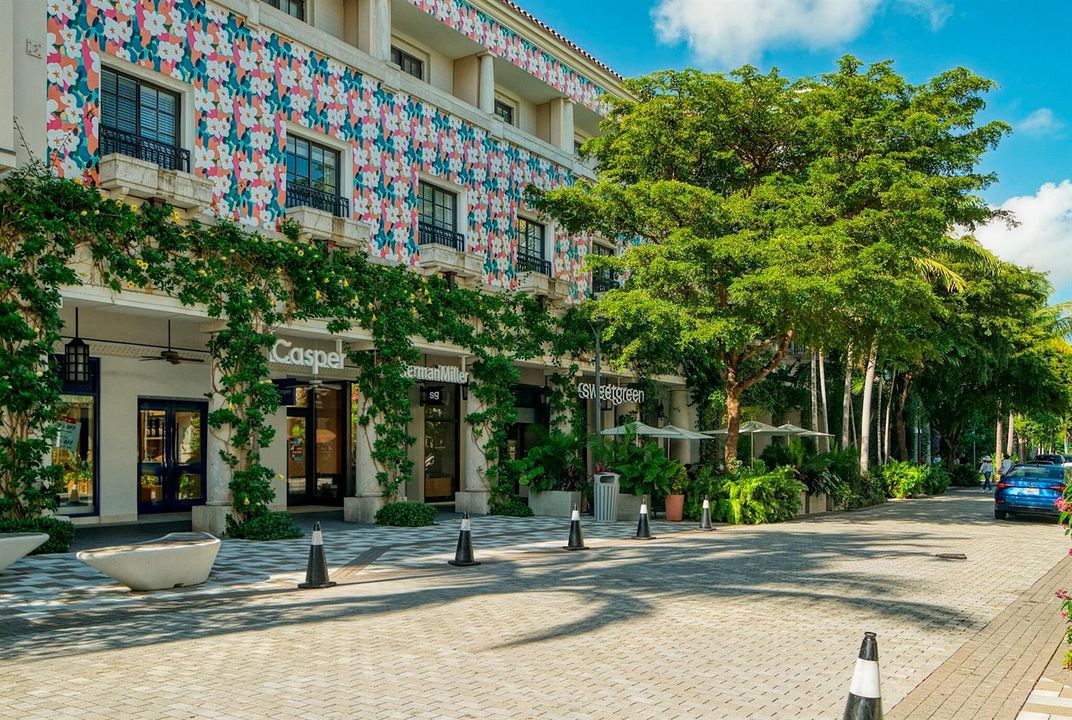 WPB Community Photos - 700 - 002