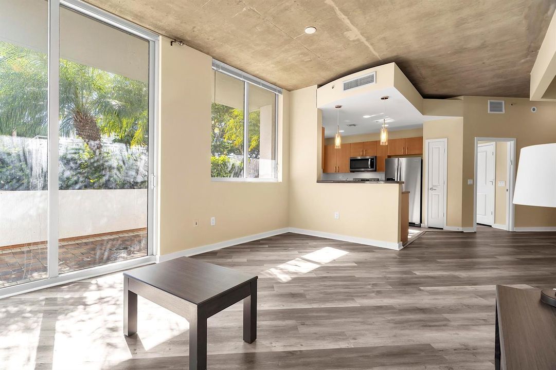 300 S. Australian Ave # 618 - 486