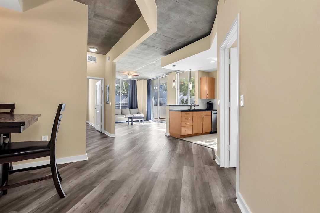 300 S. Australian Ave # 618 - 005