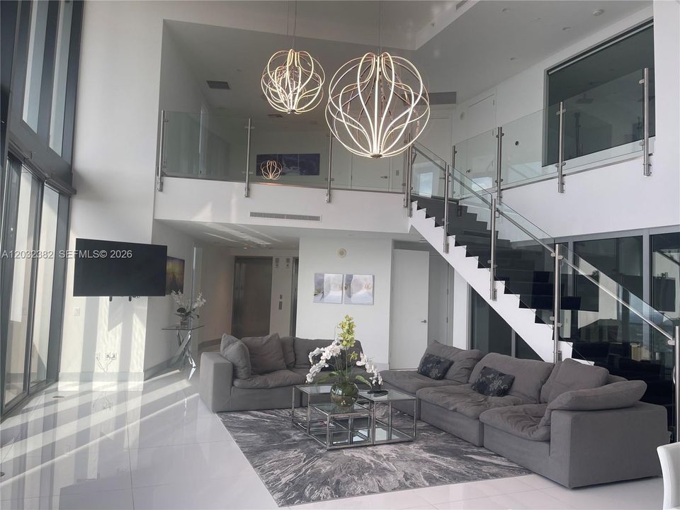 В аренду: $26,000 (3 спален, 4 ванн, 3130 Квадратных фут)