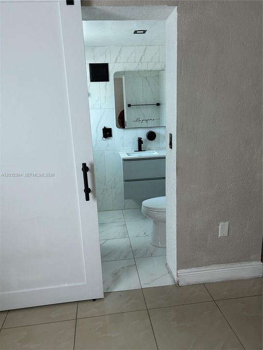 В аренду: $3,300 (3 спален, 2 ванн, 1500 Квадратных фут)