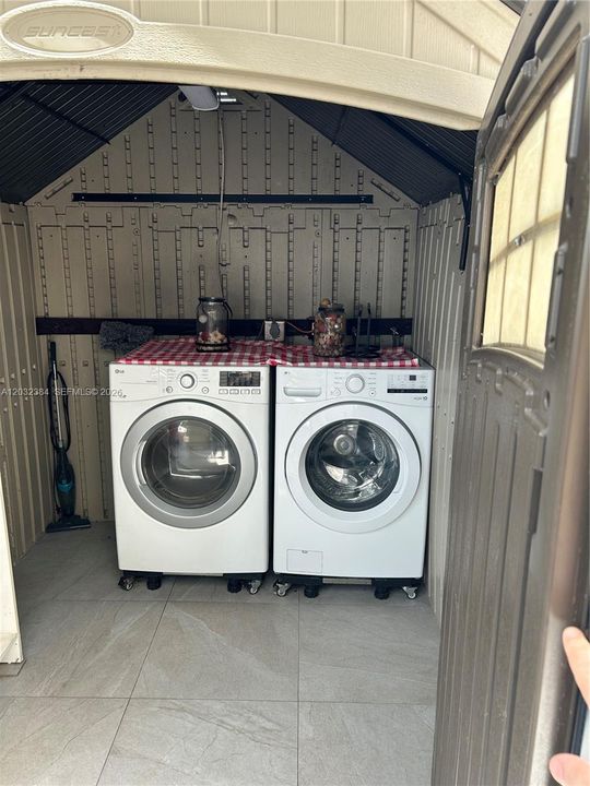 В аренду: $3,300 (3 спален, 2 ванн, 1500 Квадратных фут)