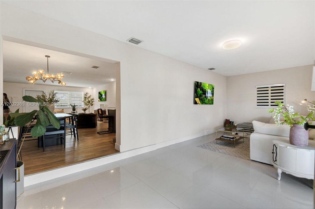 For Sale: $740,000 (3 beds, 2 baths, 1577 Square Feet)
