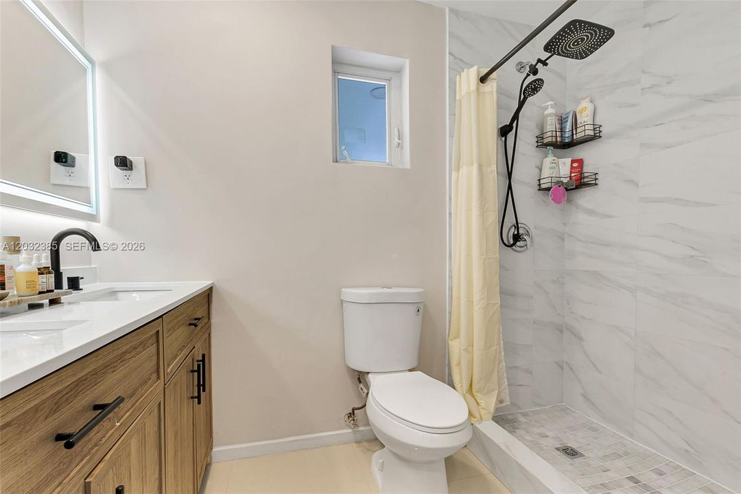 For Sale: $740,000 (3 beds, 2 baths, 1577 Square Feet)