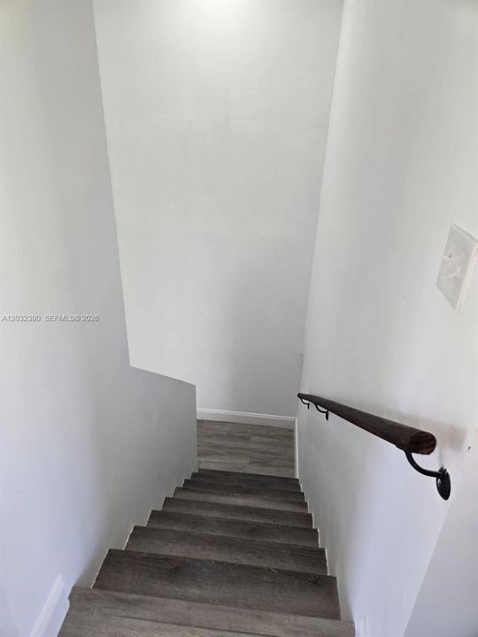 В аренду: $2,850 (3 спален, 2 ванн, 1528 Квадратных фут)