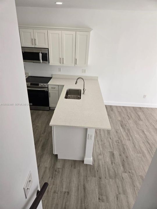 В аренду: $2,850 (3 спален, 2 ванн, 1528 Квадратных фут)