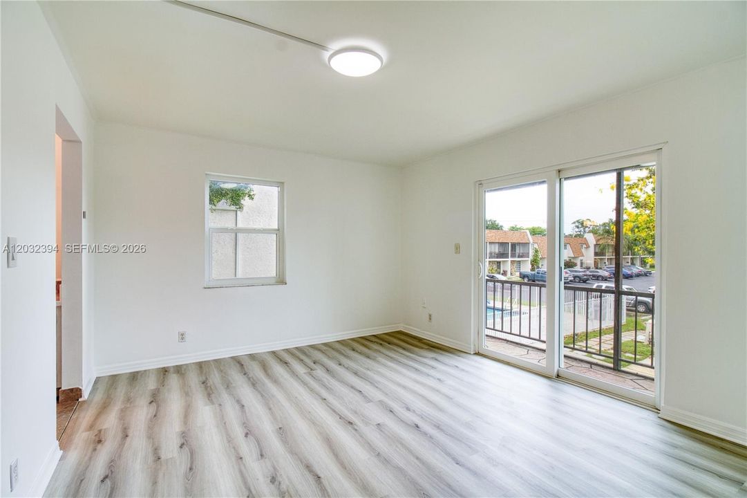 For Rent: $2,900 (2 beds, 2 baths, 1060 Square Feet)