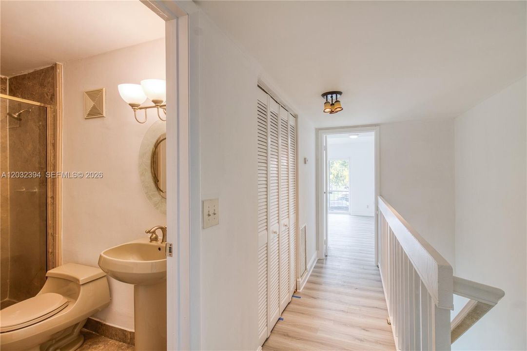 For Rent: $2,900 (2 beds, 2 baths, 1060 Square Feet)