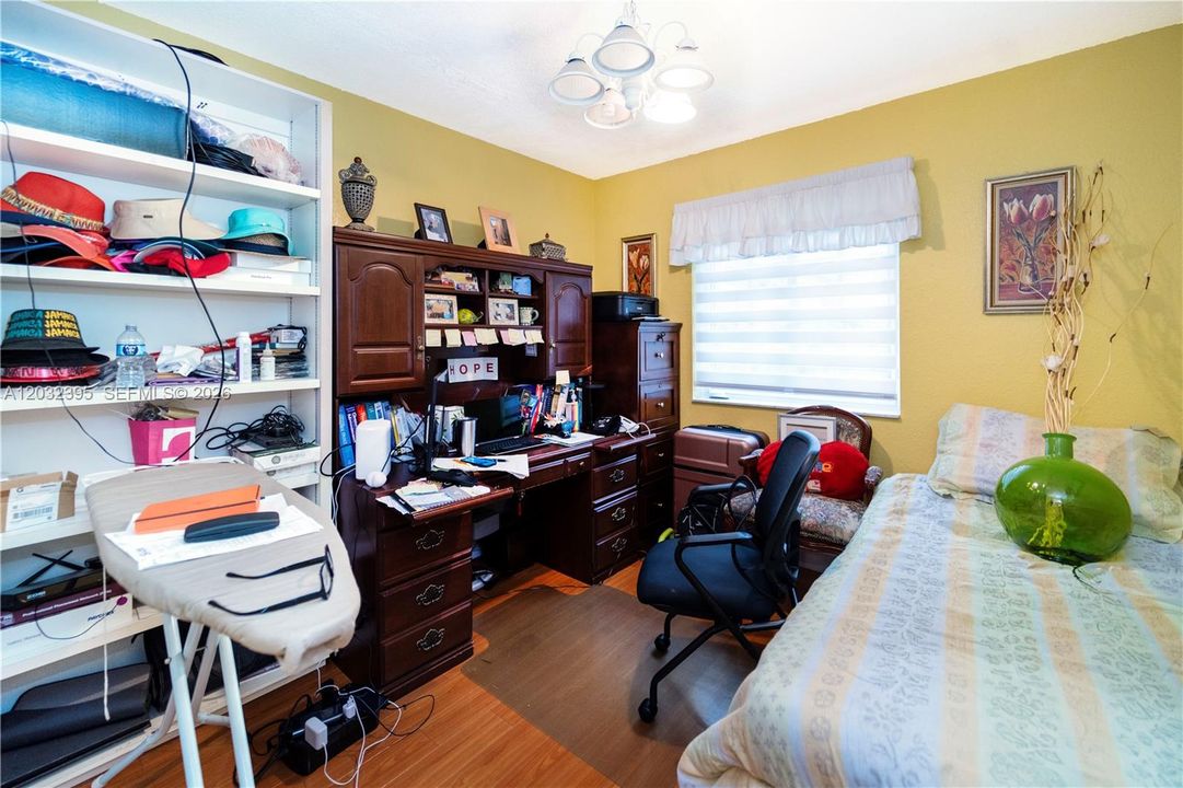 For Sale: $474,900 (3 beds, 2 baths, 1520 Square Feet)