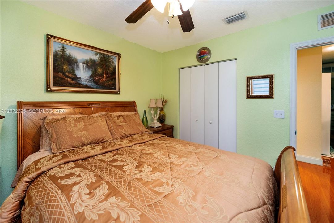 For Sale: $474,900 (3 beds, 2 baths, 1520 Square Feet)