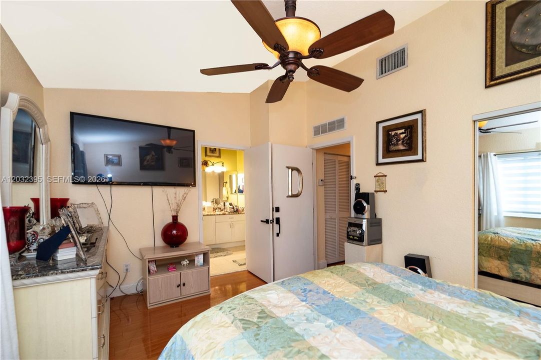For Sale: $474,900 (3 beds, 2 baths, 1520 Square Feet)