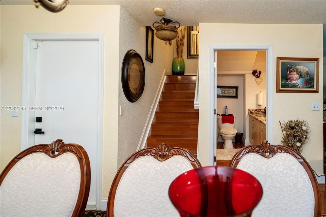 For Sale: $474,900 (3 beds, 2 baths, 1520 Square Feet)