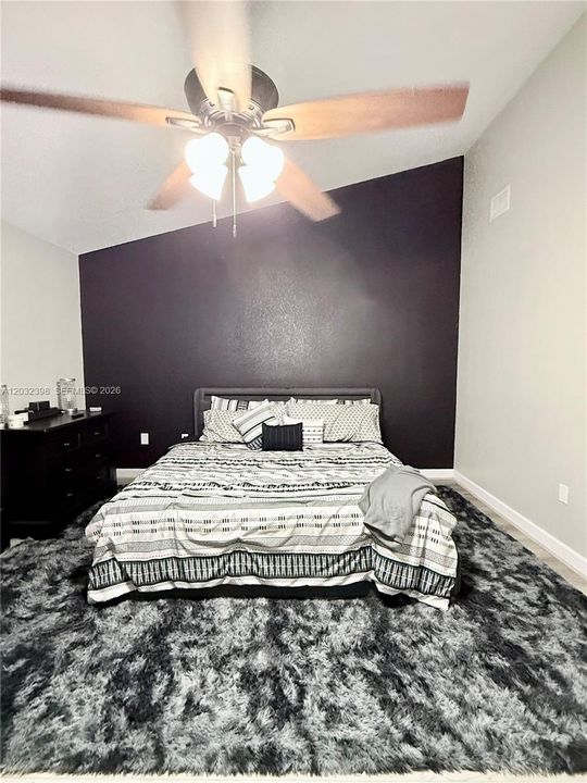 For Sale: $380,000 (3 beds, 2 baths, 1518 Square Feet)