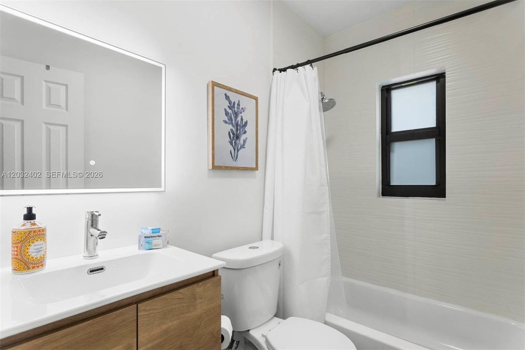 For Rent: $4,199 (3 beds, 2 baths, 1482 Square Feet)