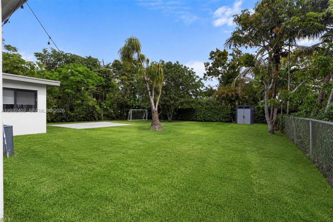 For Rent: $4,199 (3 beds, 2 baths, 1482 Square Feet)