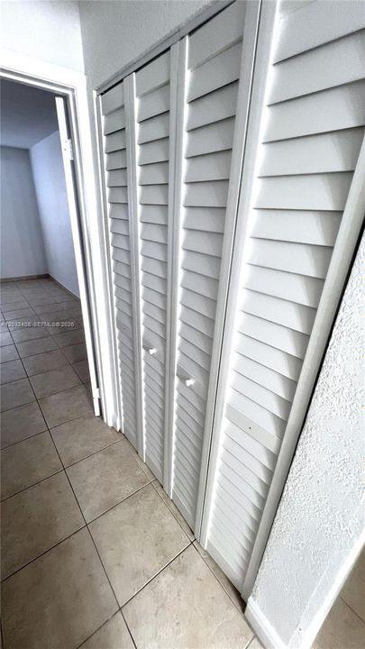 For Rent: $1,675 (1 beds, 1 baths, 730 Square Feet)