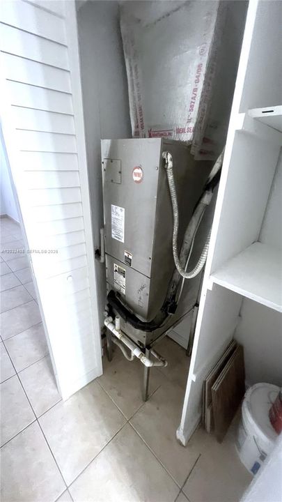 For Rent: $1,675 (1 beds, 1 baths, 730 Square Feet)