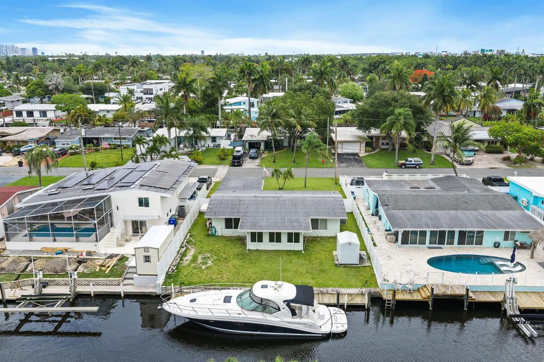25-web-or-mls-2637-marathon-ln
