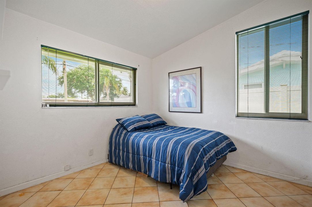 19-web-or-mls-2637-marathon-ln