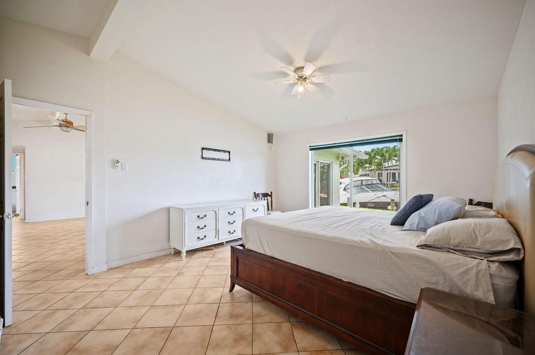 13-web-or-mls-2637-marathon-ln