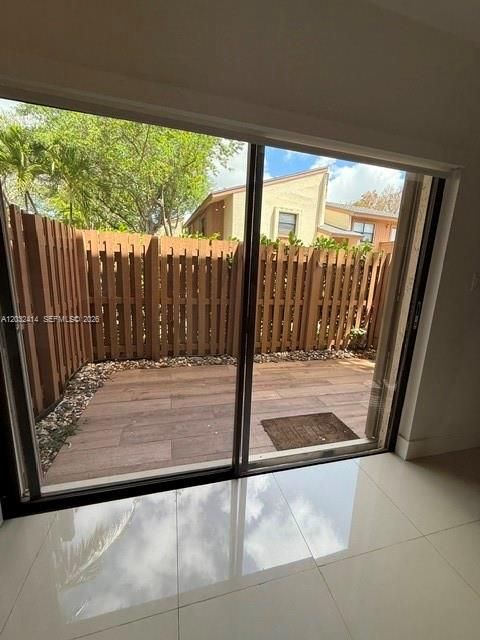 For Rent: $3,600 (2 beds, 2 baths, 1400 Square Feet)