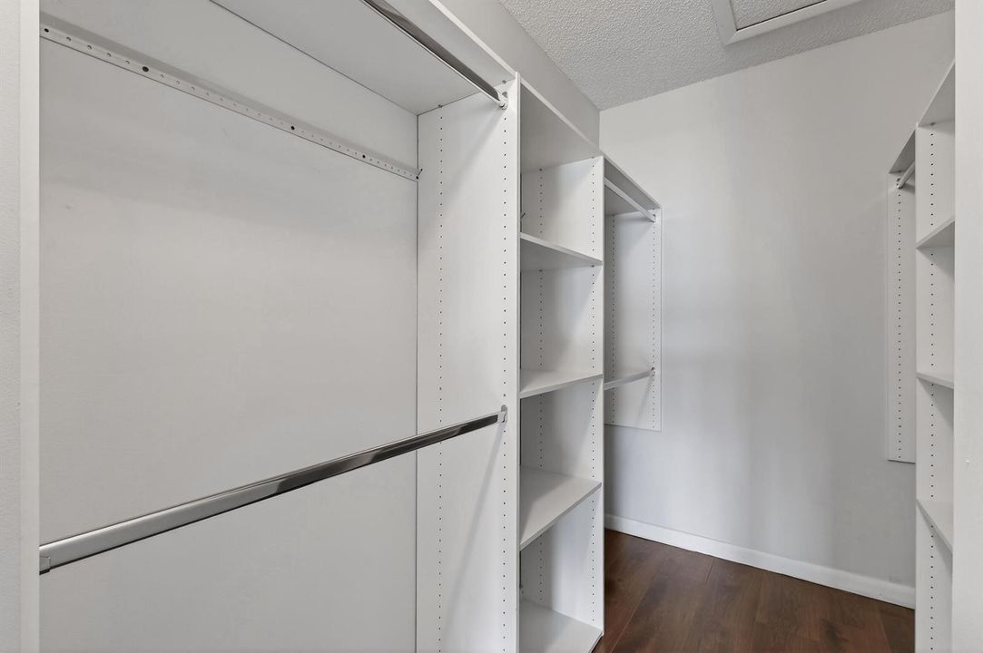 Walk in Closet