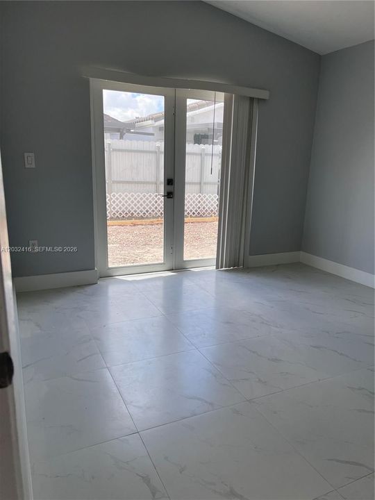 For Sale: $569,000 (3 beds, 2 baths, 1170 Square Feet)