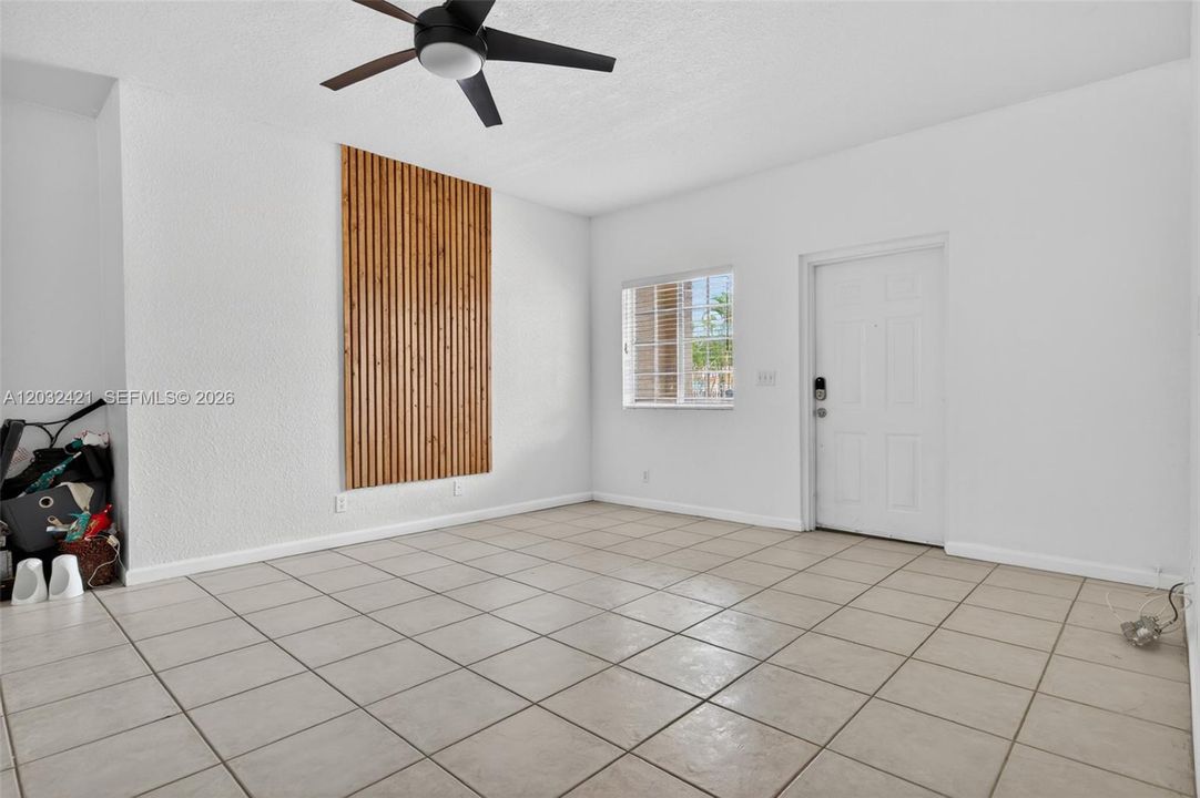 For Rent: $2,650 (2 beds, 2 baths, 1080 Square Feet)