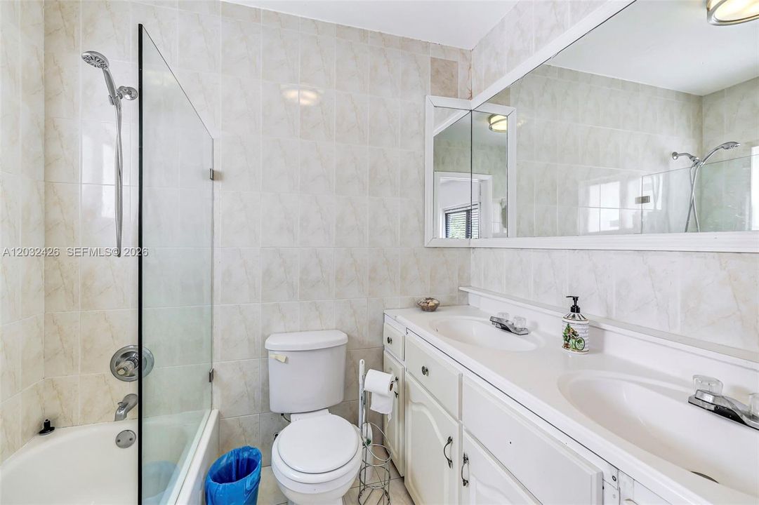 For Sale: $1,250,000 (0 beds, 0 baths, 3848 Square Feet)