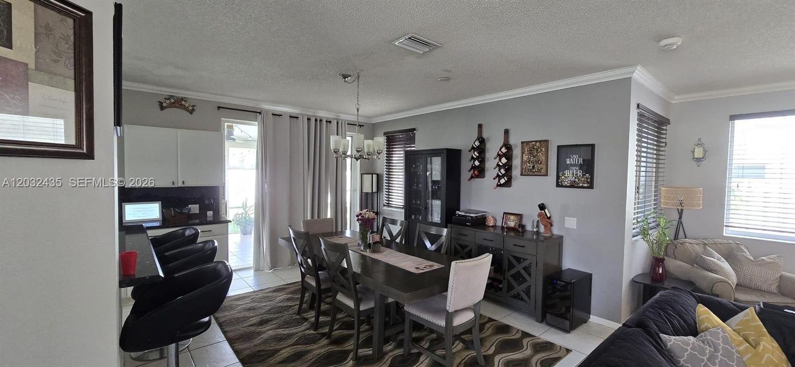 For Sale: $759,000 (4 beds, 2 baths, 1890 Square Feet)