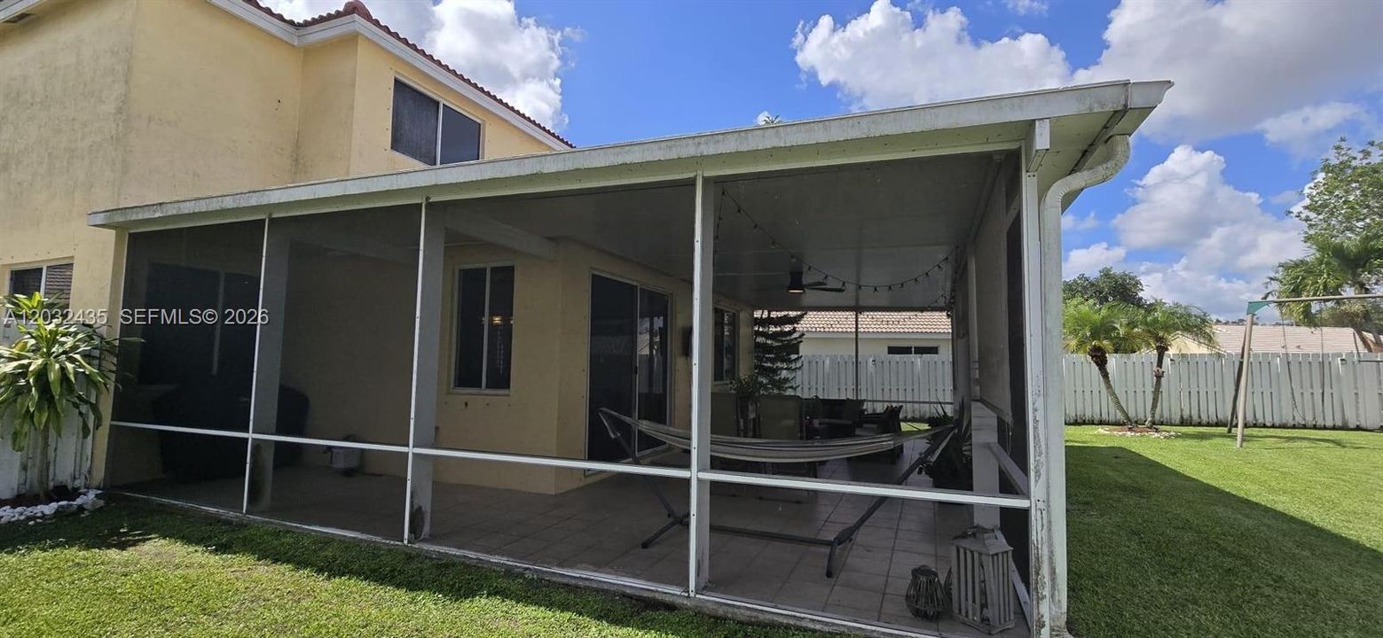 For Sale: $759,000 (4 beds, 2 baths, 1890 Square Feet)