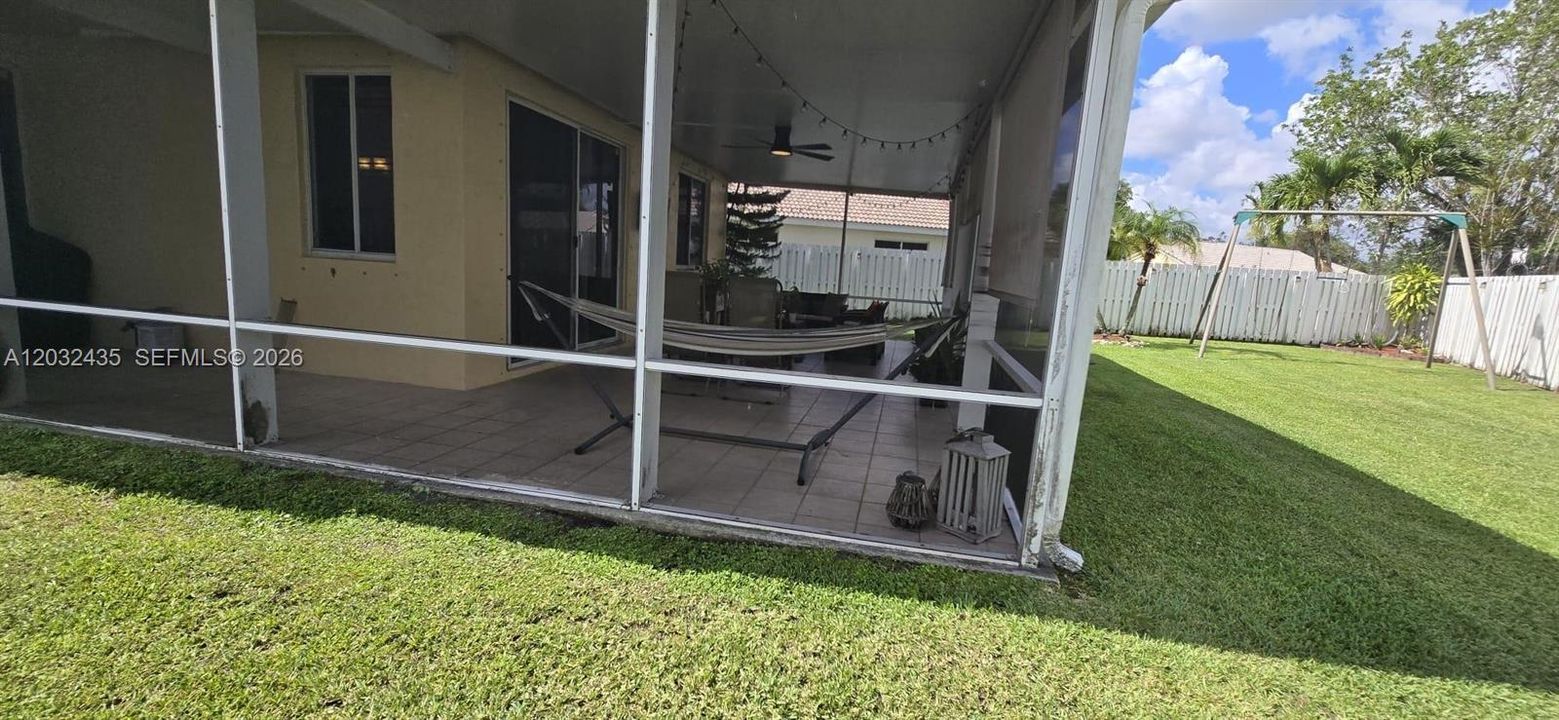 For Sale: $759,000 (4 beds, 2 baths, 1890 Square Feet)