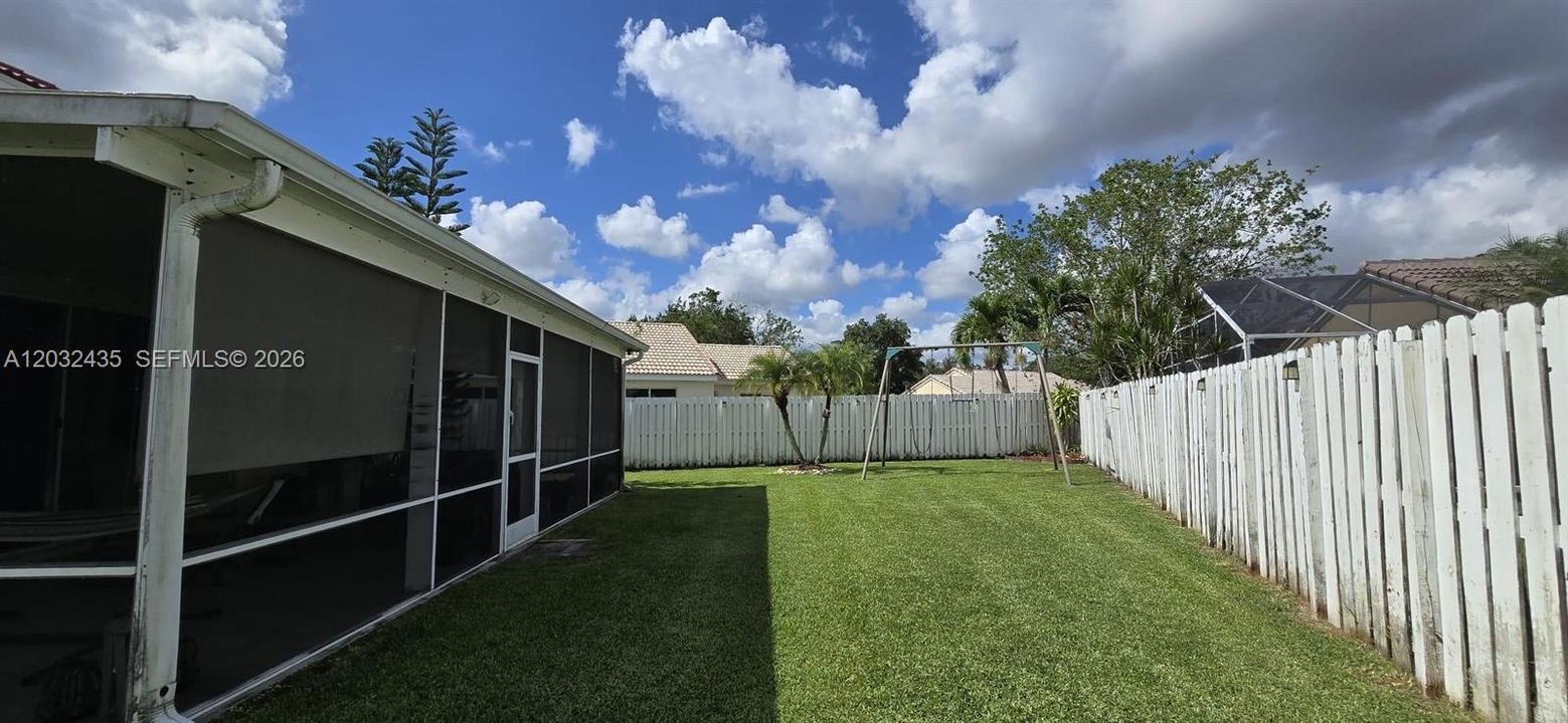 For Sale: $759,000 (4 beds, 2 baths, 1890 Square Feet)