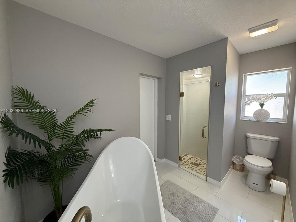 En Venta: $420,000 (3 camas, 2 baños, 1625 Pies cuadrados)