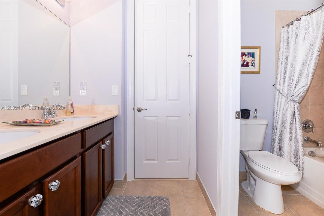 For Sale: $590,000 (4 beds, 3 baths, 3448 Square Feet)
