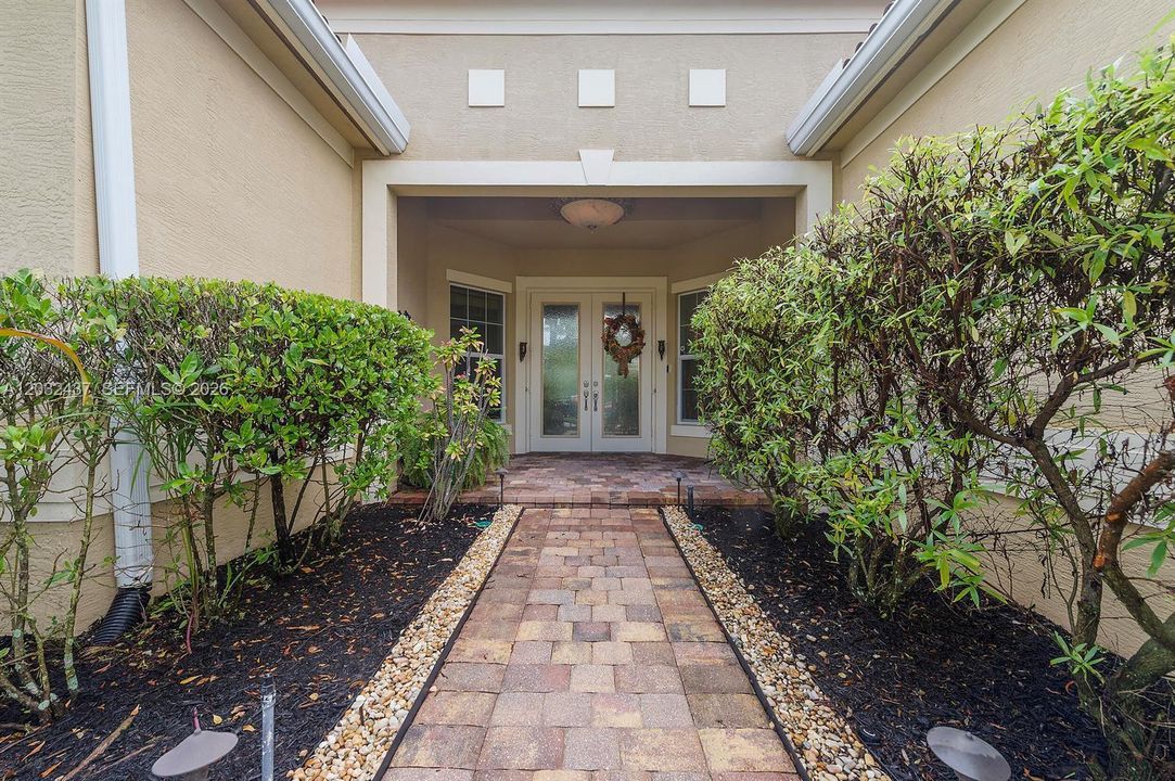 For Sale: $590,000 (4 beds, 3 baths, 3448 Square Feet)