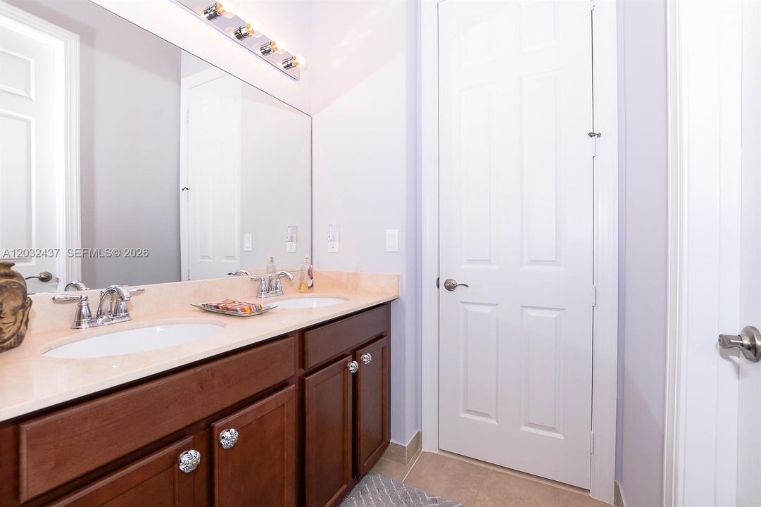 For Sale: $590,000 (4 beds, 3 baths, 3448 Square Feet)