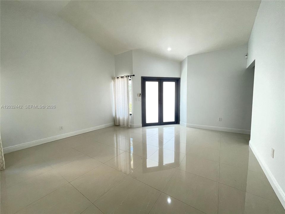 En Renta: $3,800 (3 camas, 2 baños, 1466 Pies cuadrados)