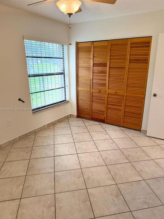 For Rent: $3,800 (3 beds, 2 baths, 1396 Square Feet)