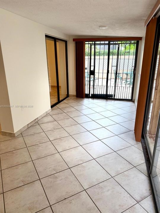 For Rent: $3,800 (3 beds, 2 baths, 1396 Square Feet)