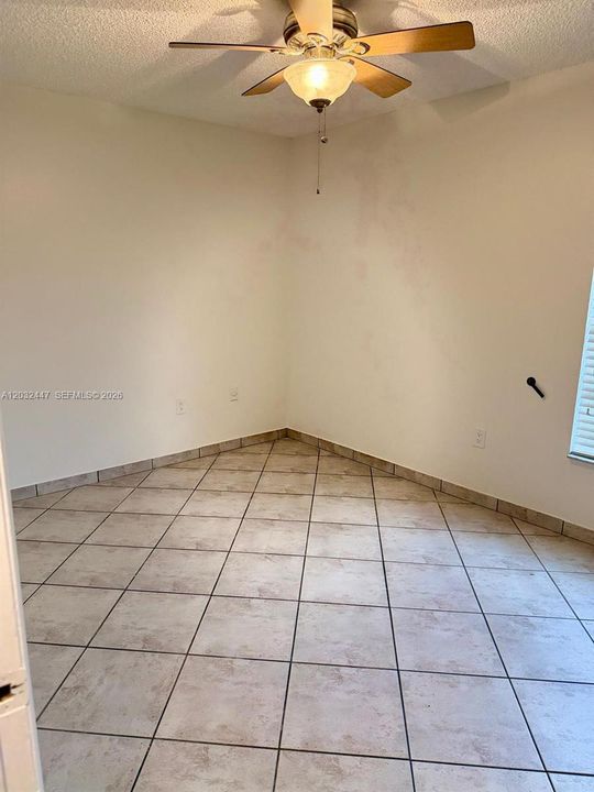 For Rent: $3,800 (3 beds, 2 baths, 1396 Square Feet)