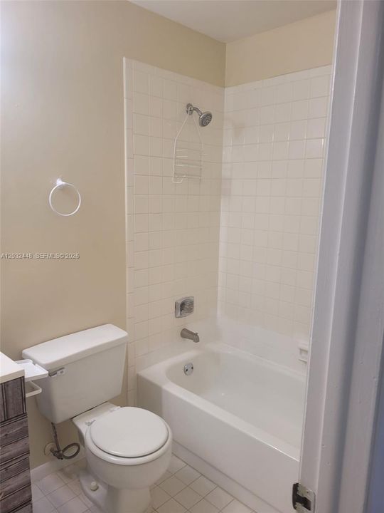 For Rent: $2,100 (3 beds, 2 baths, 1505 Square Feet)
