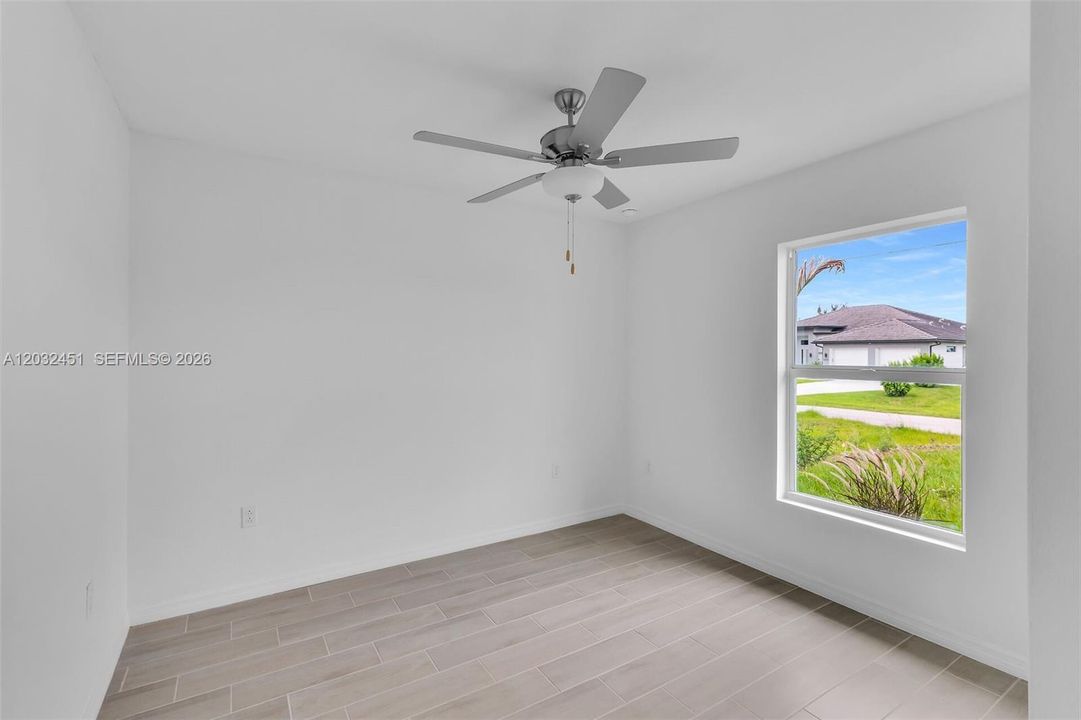 For Sale: $429,000 (4 beds, 3 baths, 1683 Square Feet)
