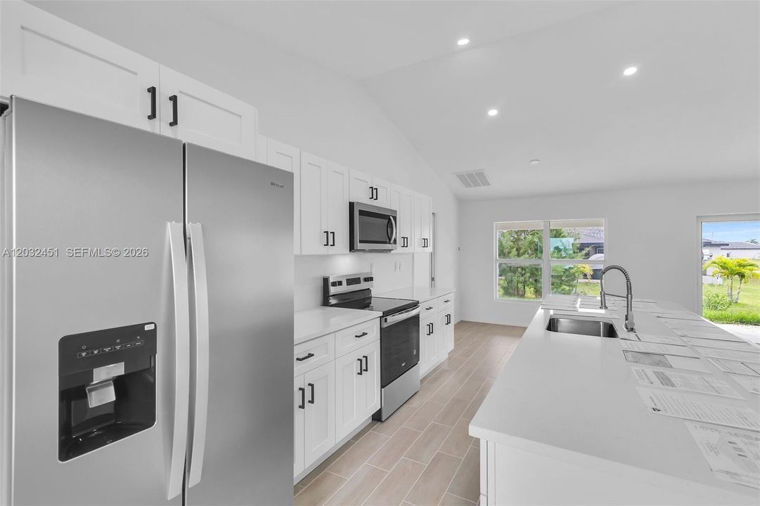 For Sale: $429,000 (4 beds, 3 baths, 1683 Square Feet)