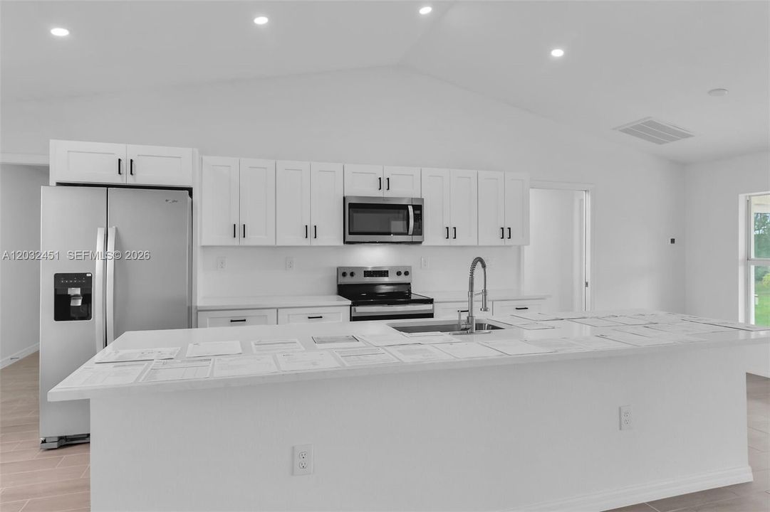 For Sale: $429,000 (4 beds, 3 baths, 1683 Square Feet)