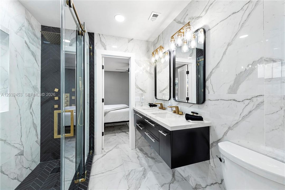 For Rent: $25,000 (4 beds, 3 baths, 3158 Square Feet)