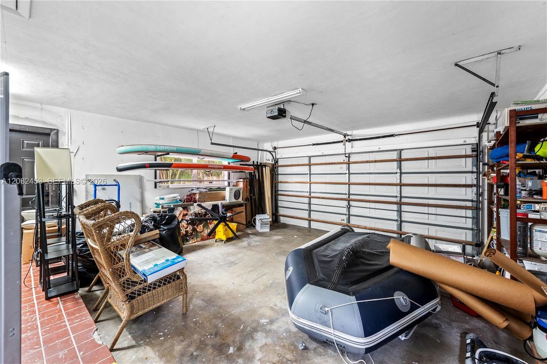 For Rent: $25,000 (4 beds, 3 baths, 3158 Square Feet)
