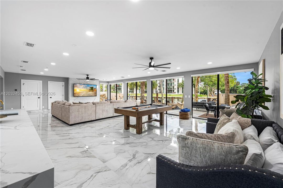 For Rent: $25,000 (4 beds, 3 baths, 3158 Square Feet)
