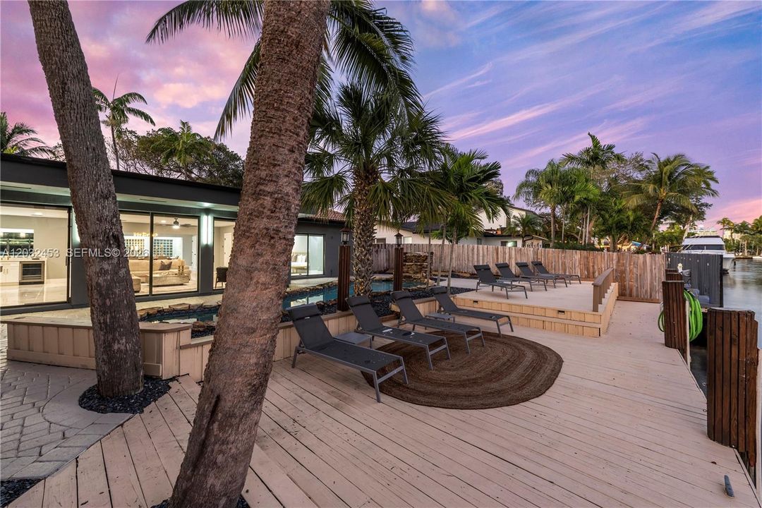 For Rent: $25,000 (4 beds, 3 baths, 3158 Square Feet)
