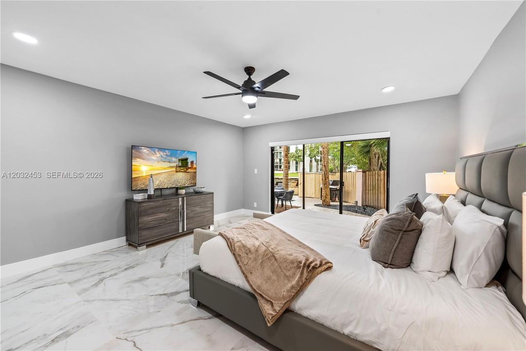 For Rent: $25,000 (4 beds, 3 baths, 3158 Square Feet)